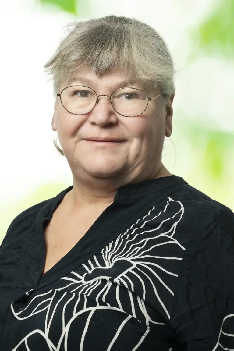 Cecilia Rogerson, receptionist på E. Nilssons Begravningsbyrå i Växjö