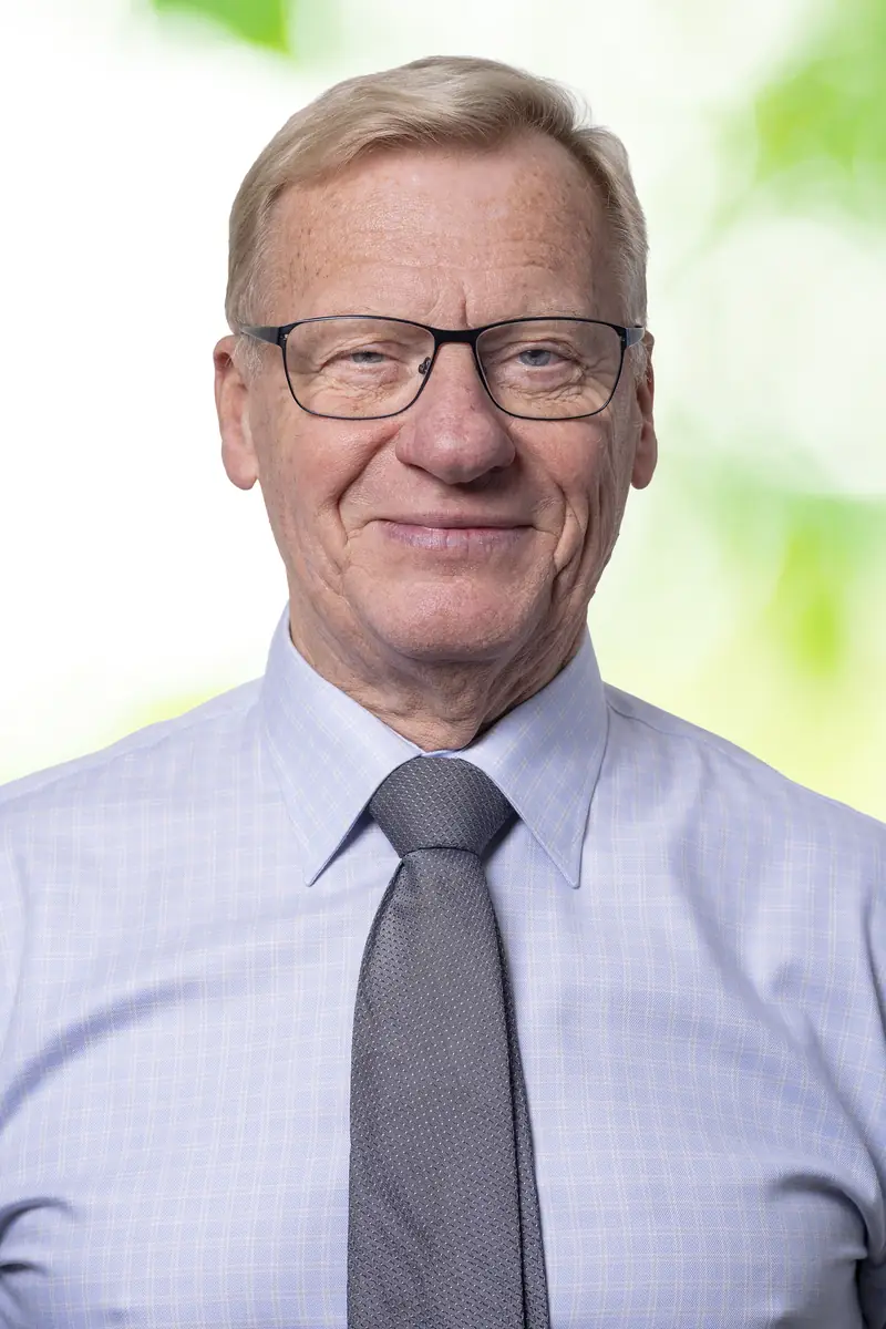 Johnny Ringeborn, Juristbiträde